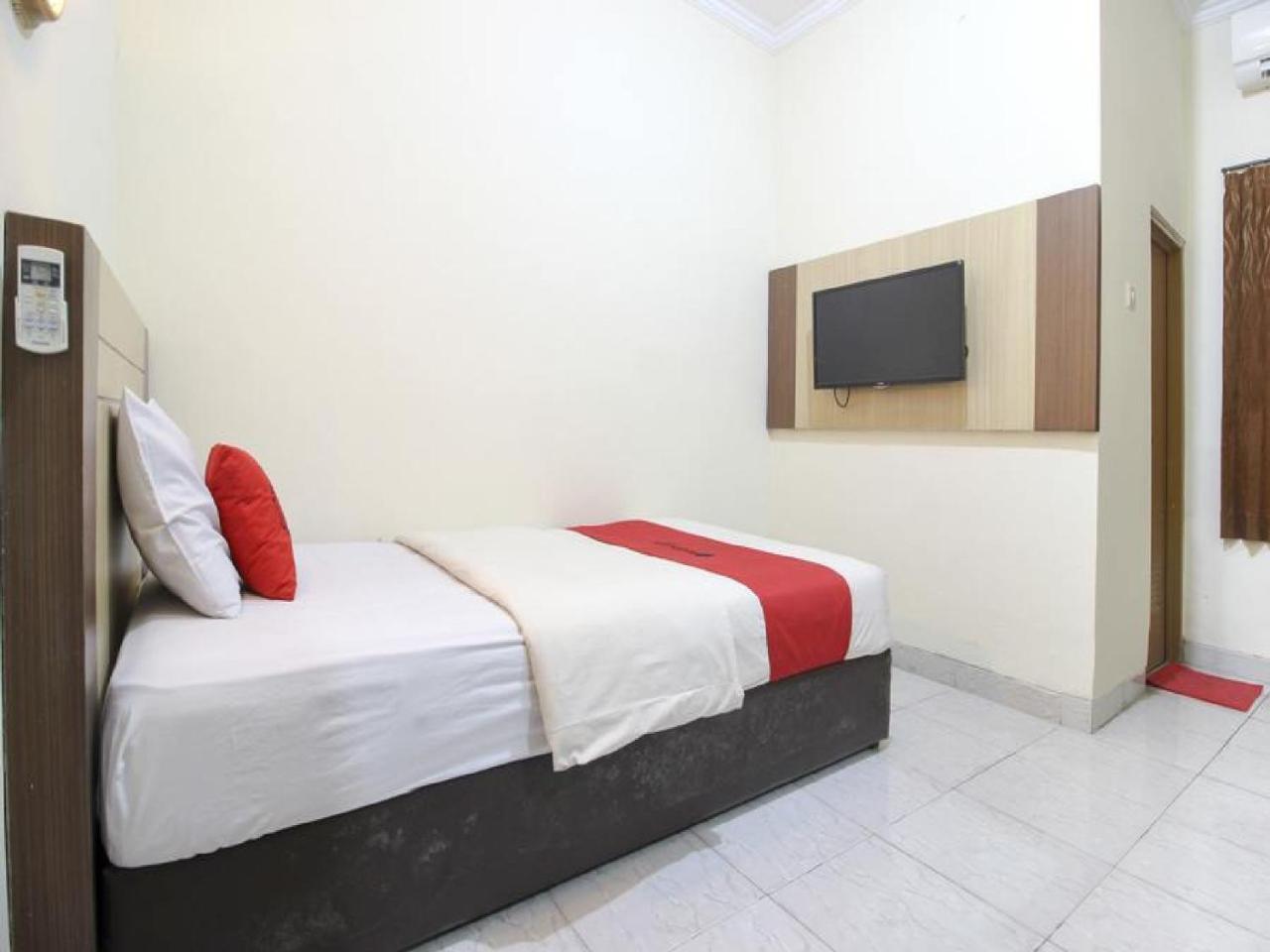 יוגיאקרטה Reddoorz Plus Near Stadion Mandala Krida מראה חיצוני תמונה
