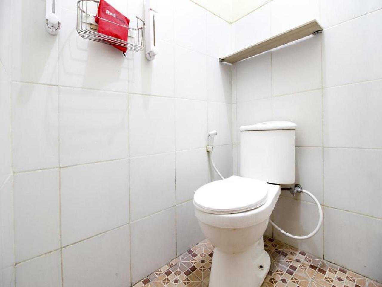 יוגיאקרטה Reddoorz Plus Near Stadion Mandala Krida מראה חיצוני תמונה